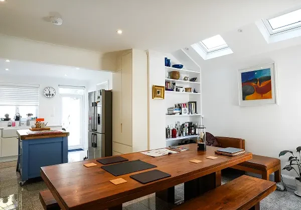 London building company project featuring a bespoke kitchen and dining renovation with modern design and quality finishes.